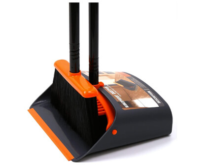 7 Best Brooms for Dog Hair Cleanup - Vetstreet